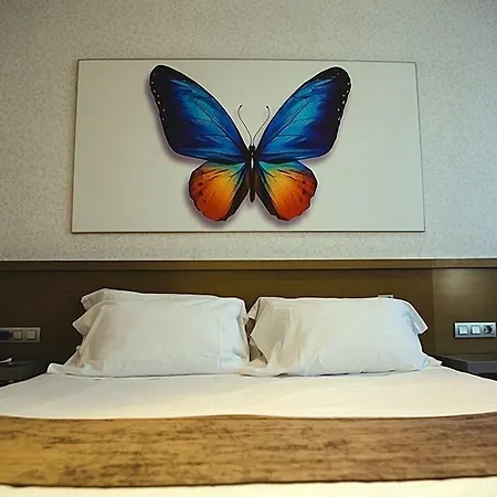 Ξενοδοχείο Mas Camarena 4*