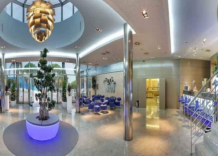 Mas Camarena Szálloda 4*